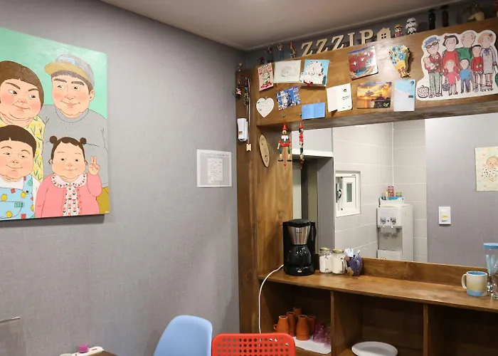 Zzzip In Hongdae *