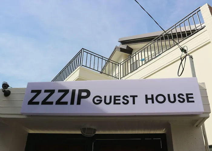 Zzzip In Hongdae Seul